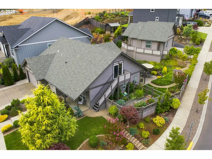 142 NW Canyon Creek Dr, McMinnville, OR 97128 - #3