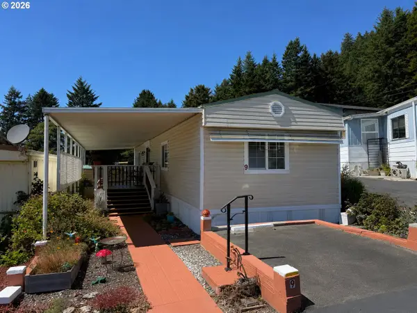 15765 Highway 101 #9, Brookings, OR 97415