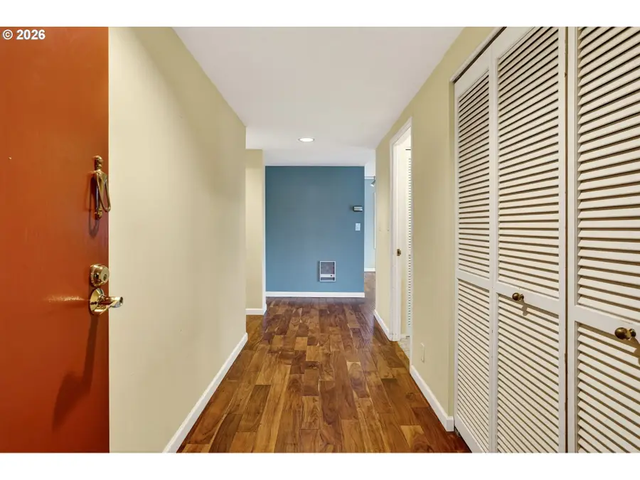 2309 SW 1st Ave #242, Portland, OR 97201 - Image #2