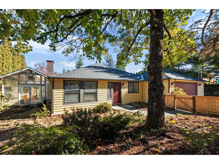 994 NW Wallula Ave, Gresham, OR 97030 - Image #2