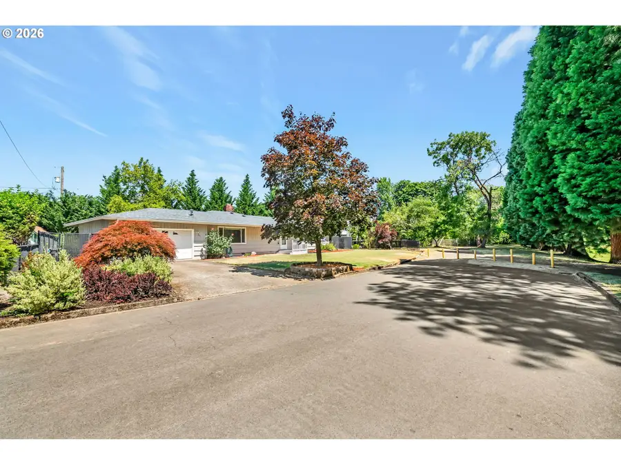 681 Hatton Ave, Eugene, OR 97404 - #3