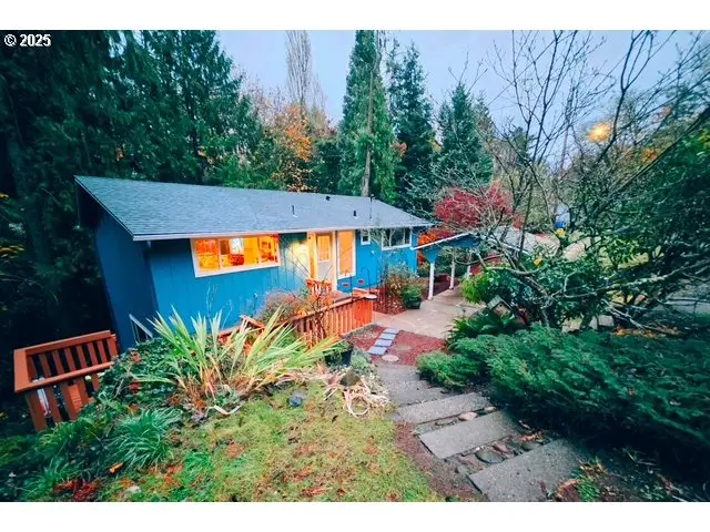 12147 SE Henderson Dr, Portland, OR 97266 - Image #3