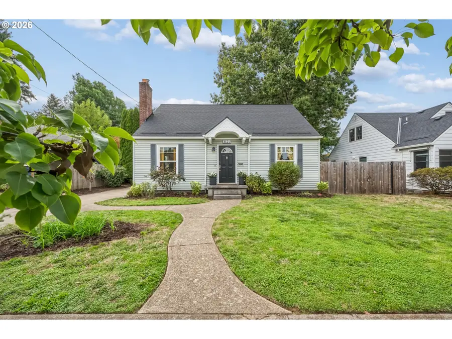 3121 SE 75th Ave, Portland, OR 97206 - #2