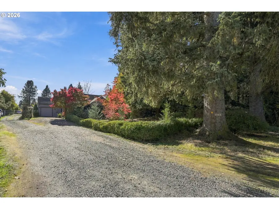 580 Horn Ln, Eugene, OR 97404 - #3