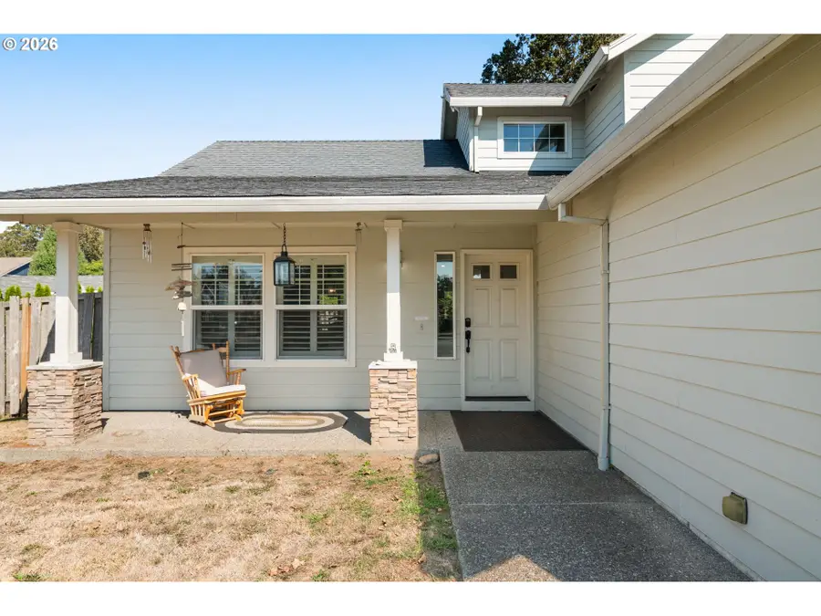6099 SE Lois St, Hillsboro, OR 97129 - #3