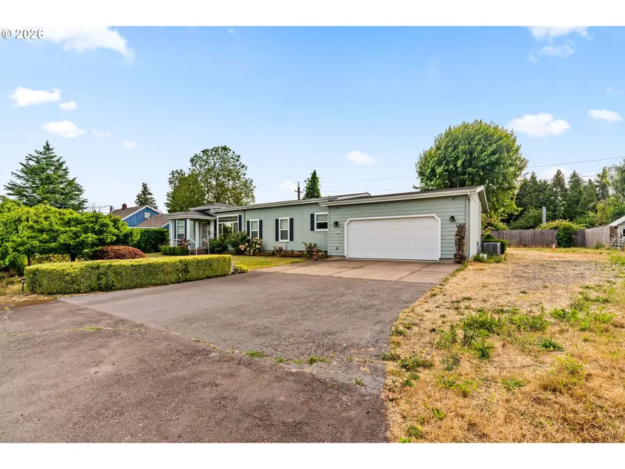 2335 Wilbur Ave, Eugene, OR 97402 - #3