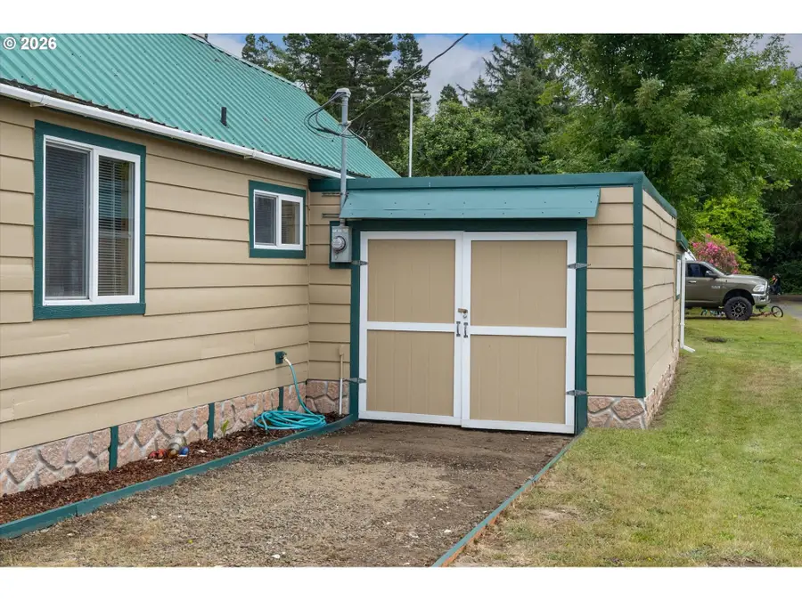 26202 R St, Ocean Park, WA 98640 - #3