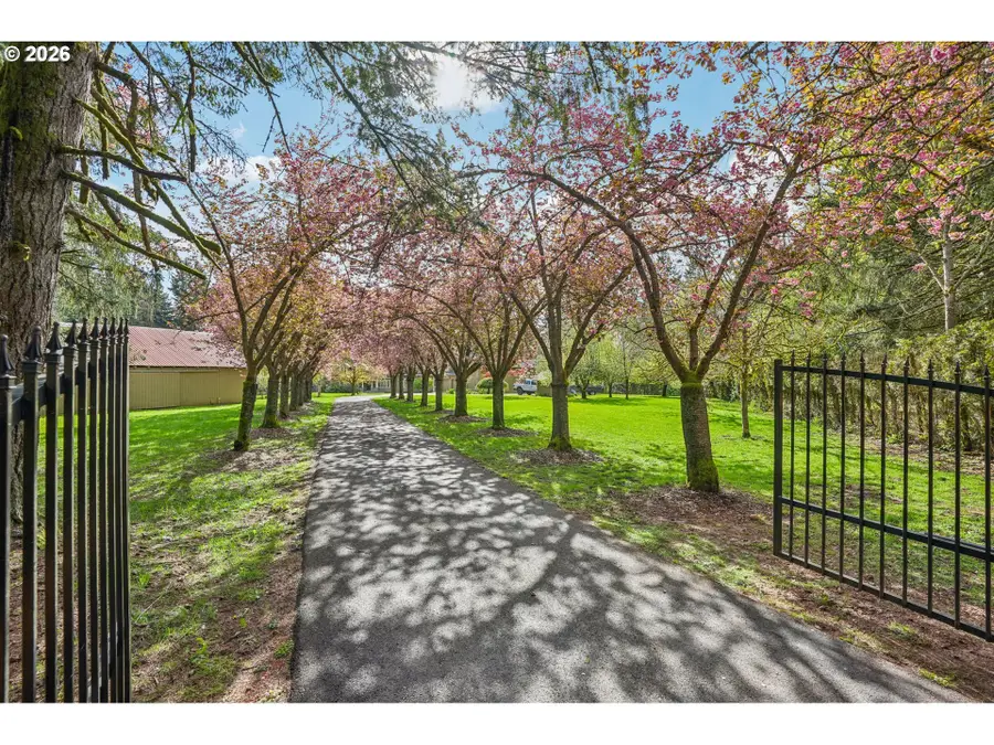 31415 NE 74th Ave, La Center, WA 98629 - #2