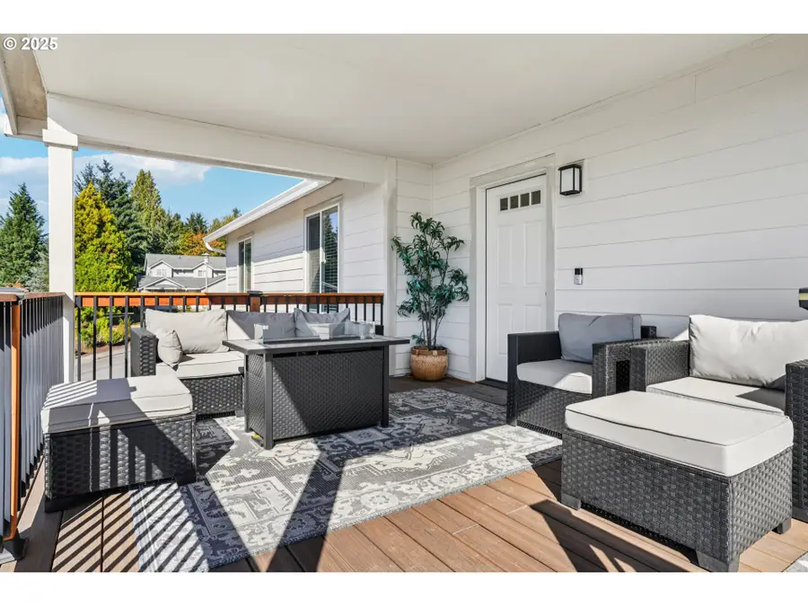 9 Curtis Ln, Longview, WA 98632 - #3