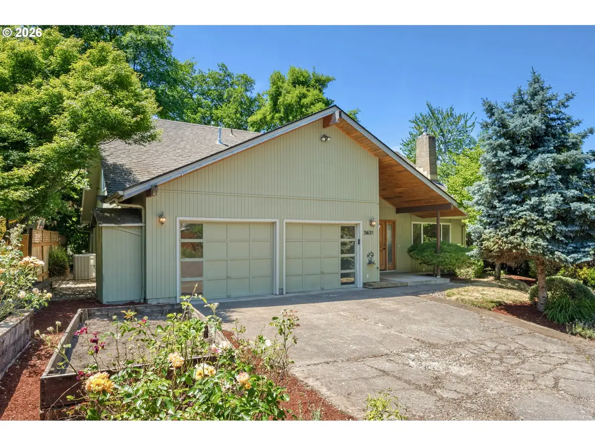 3631 Kevington Ave, Eugene, OR 97405 - #1
