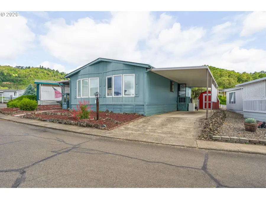 804 Shadow Ranch Ln, Roseburg, OR 97470 - #3