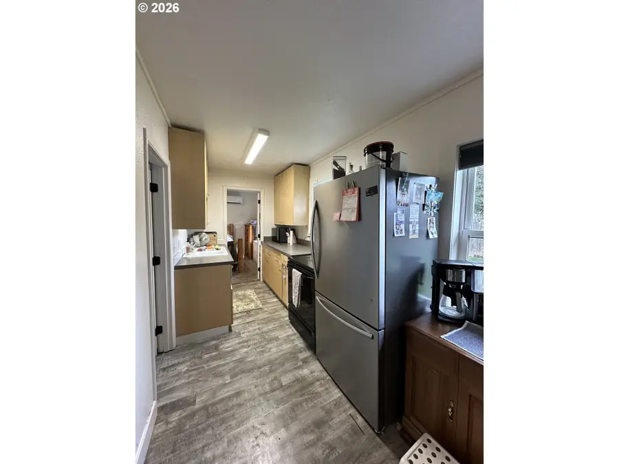 207 W Humphrey St, Yacolt, WA 98675 - #3