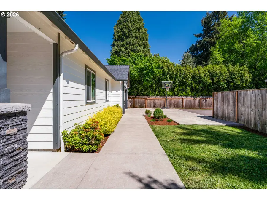 1087 Baxter Rd Se, Salem, OR 97306 - #3