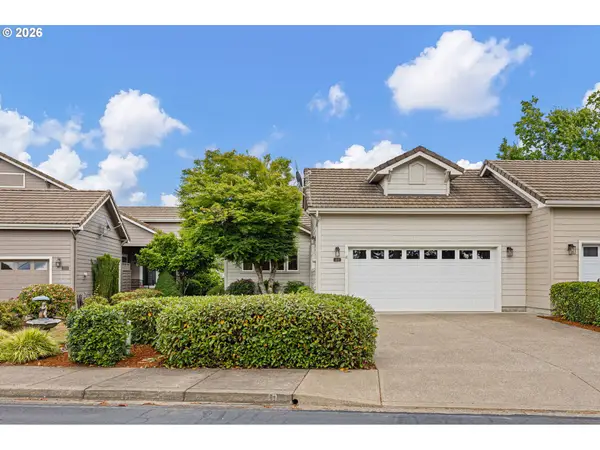 40 Magnolia Dr, Creswell, OR 97426