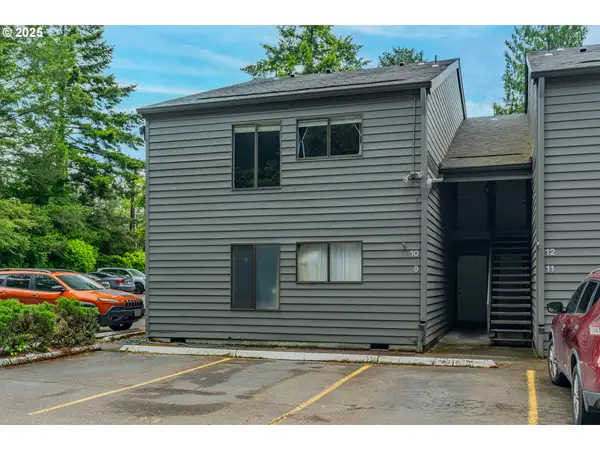 6745 SW Scholls Ferry Rd #10, Beaverton, OR 97008