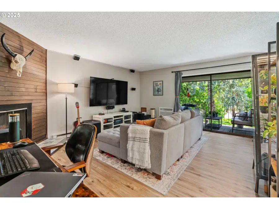 6745 SW Scholls Ferry Rd #10, Beaverton, OR 97008 - Image #3