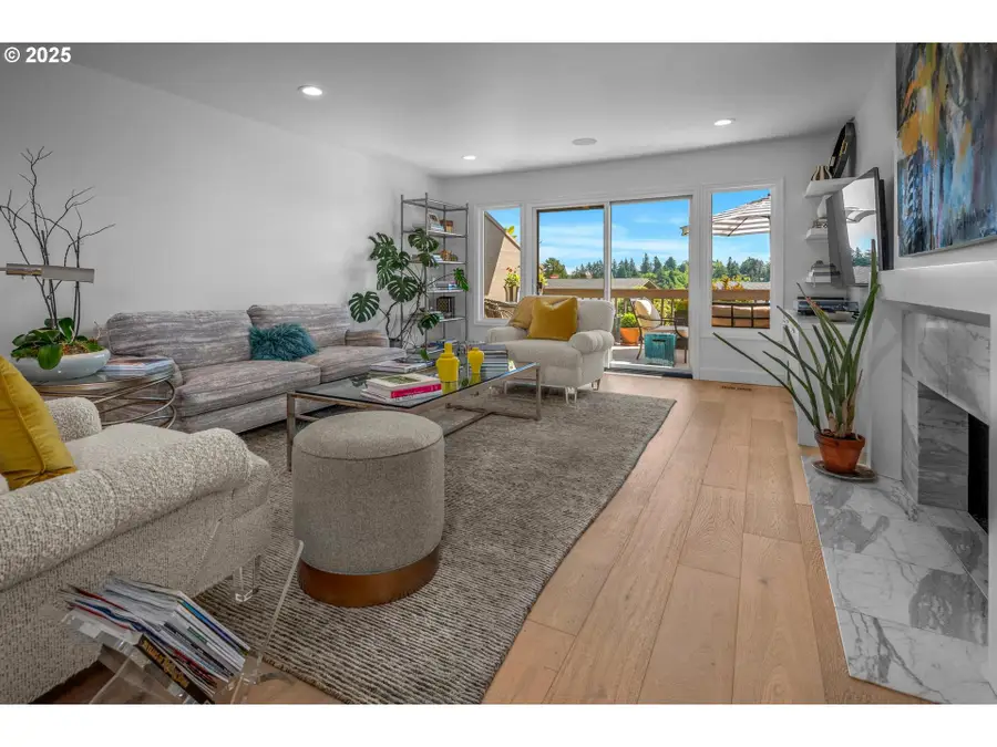 40 Condolea Ct, Lake Oswego, OR 97035 - Image #2