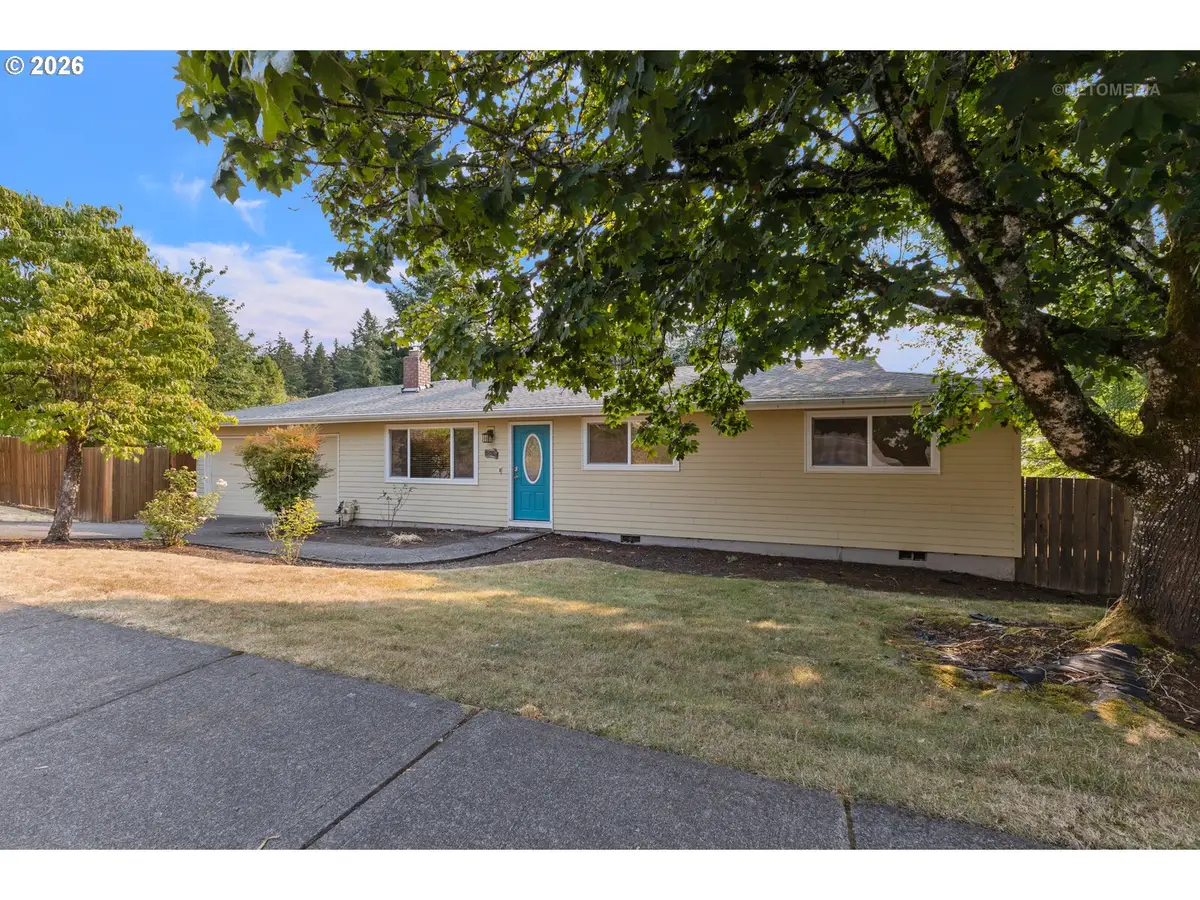 4835 Bonnet Dr, West Linn, OR 97068 - #1