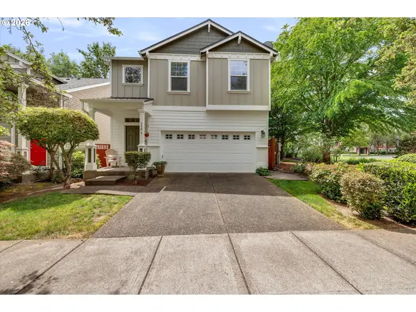 5584 NE Caddis Dr, Hillsboro, OR 97124