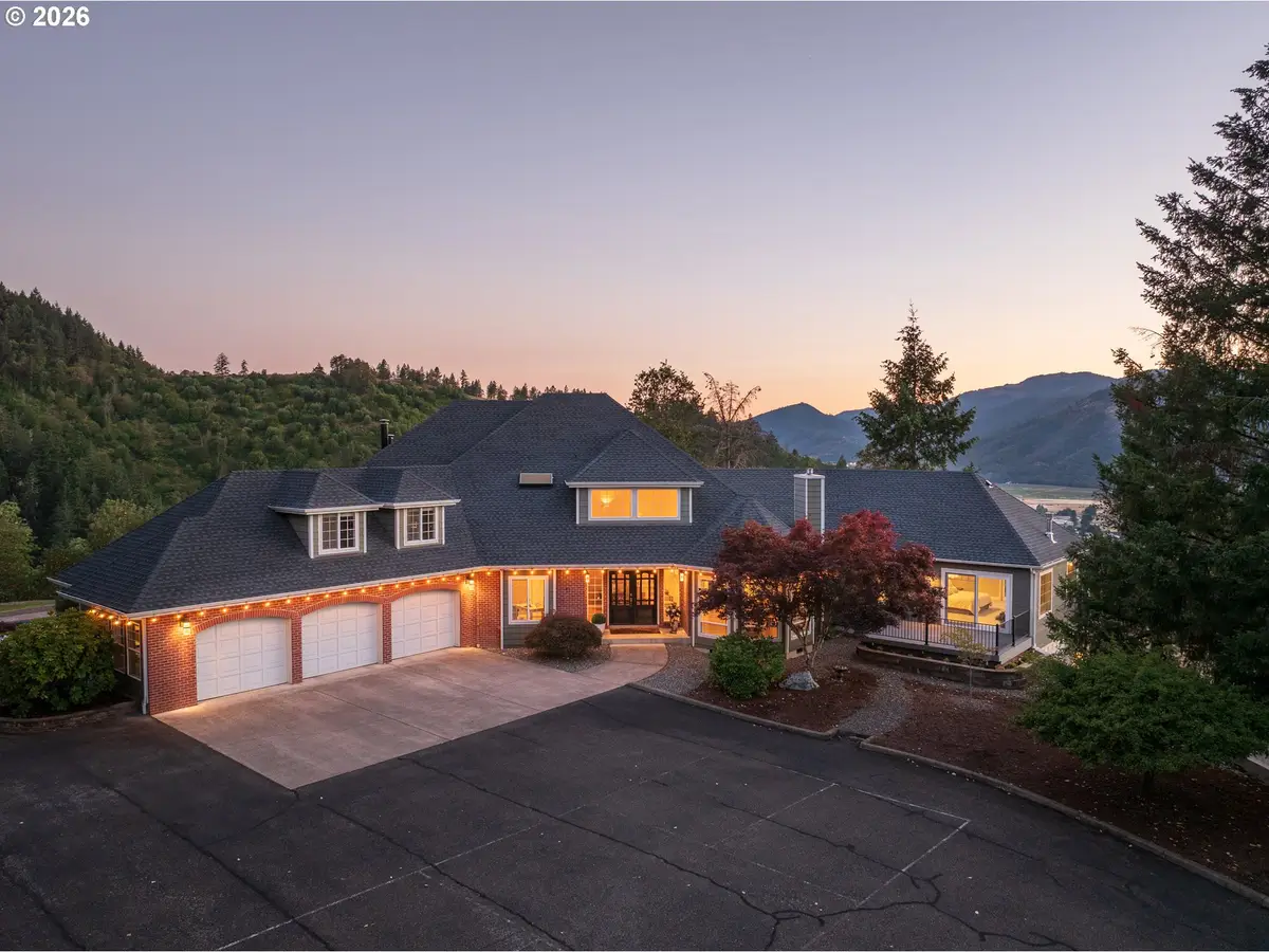 317 Aker Dr, Tri City, OR 97457 - #1