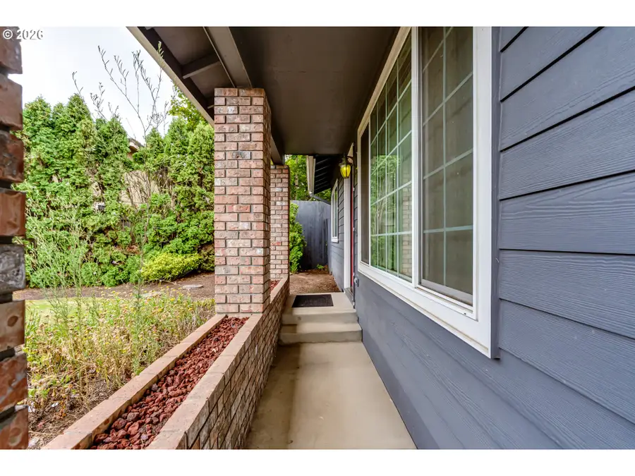 1733 Crescent Ave, Eugene, OR 97408 - #3