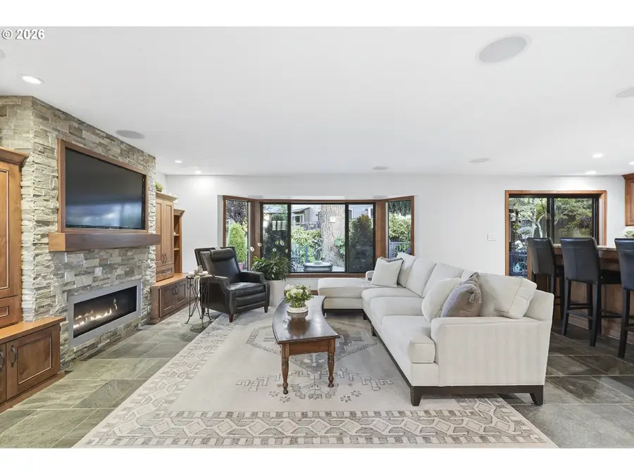 7860 SW Barnard Dr, Beaverton, OR 97007 - #3