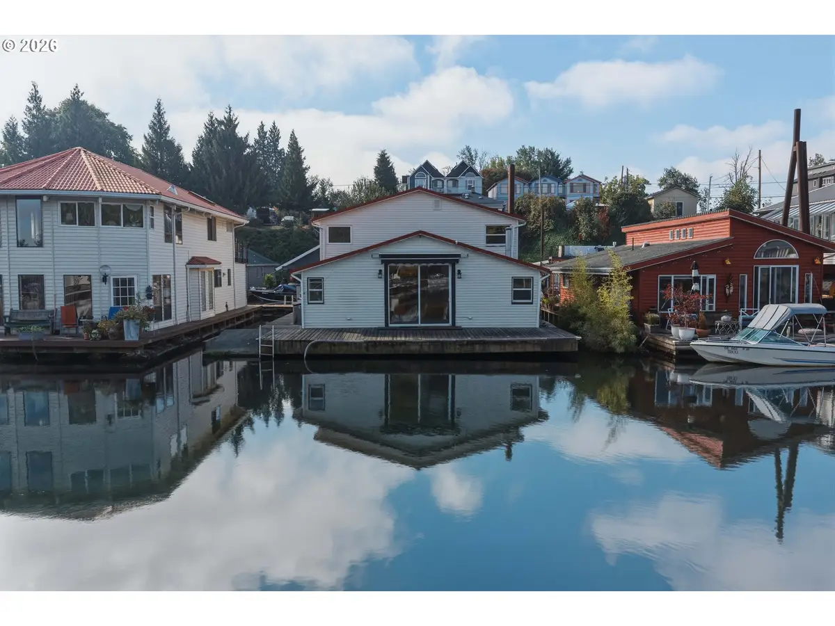 205 N Bridgeton Rd #W-9, Portland, OR 97217 - #1