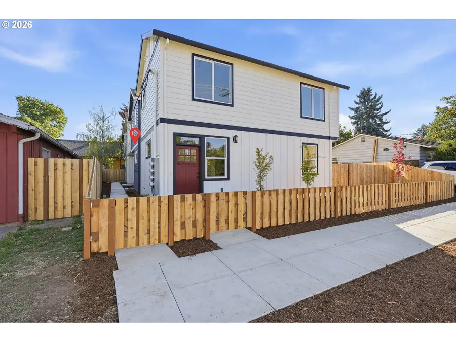 8718 SE Bybee Blvd, Portland, OR 97266 - #2