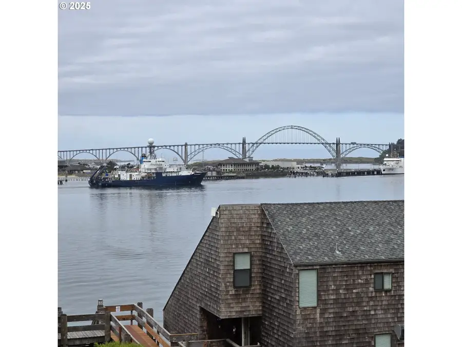 1000 SE Bay Blvd #445, Newport, OR 97365 - Image #2