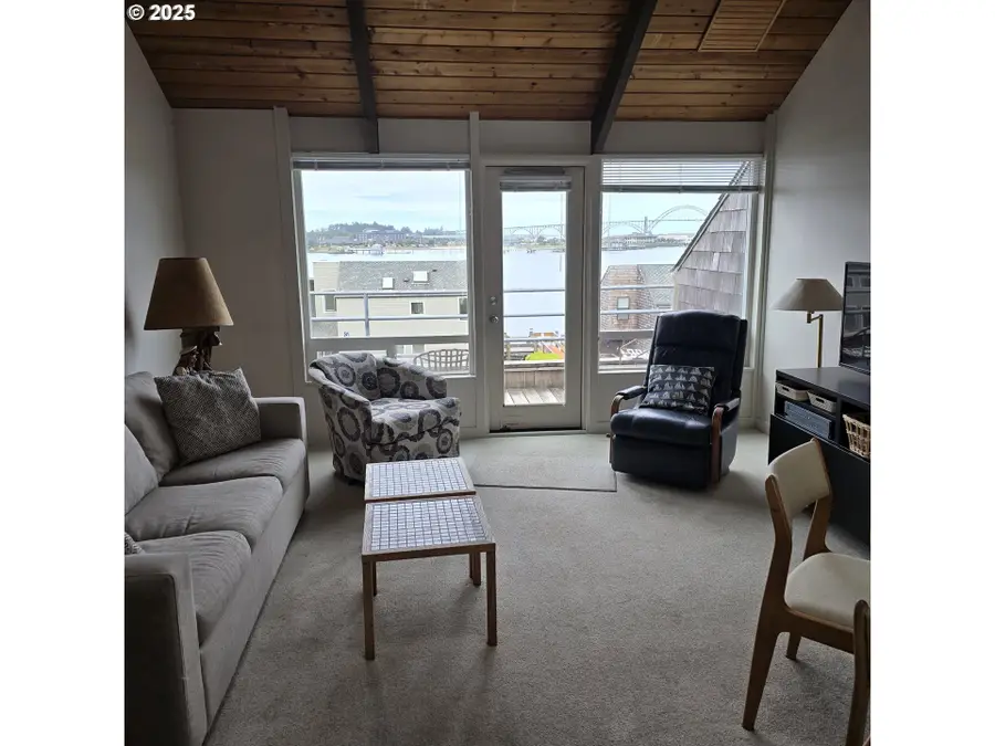 1000 SE Bay Blvd #445, Newport, OR 97365 - Image #3