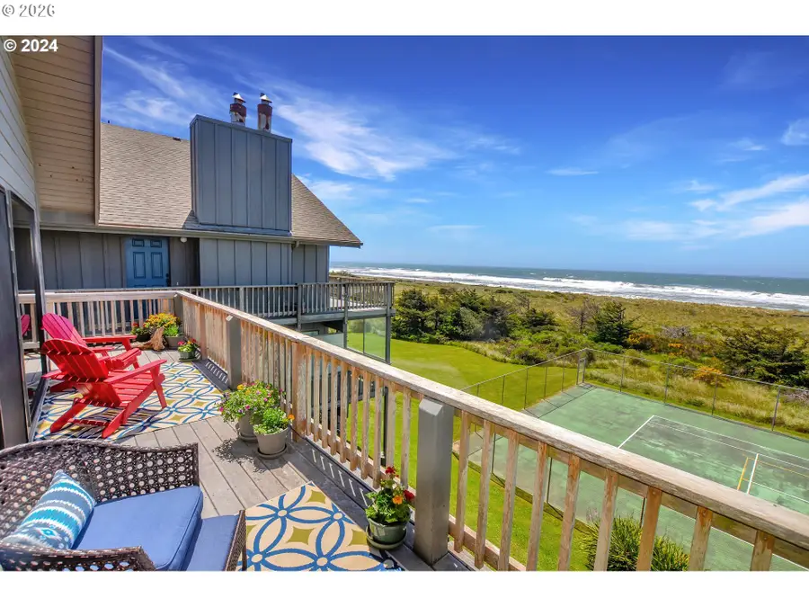 29134 Ellensburg Ave #23, Gold Beach, OR 97444 - #2