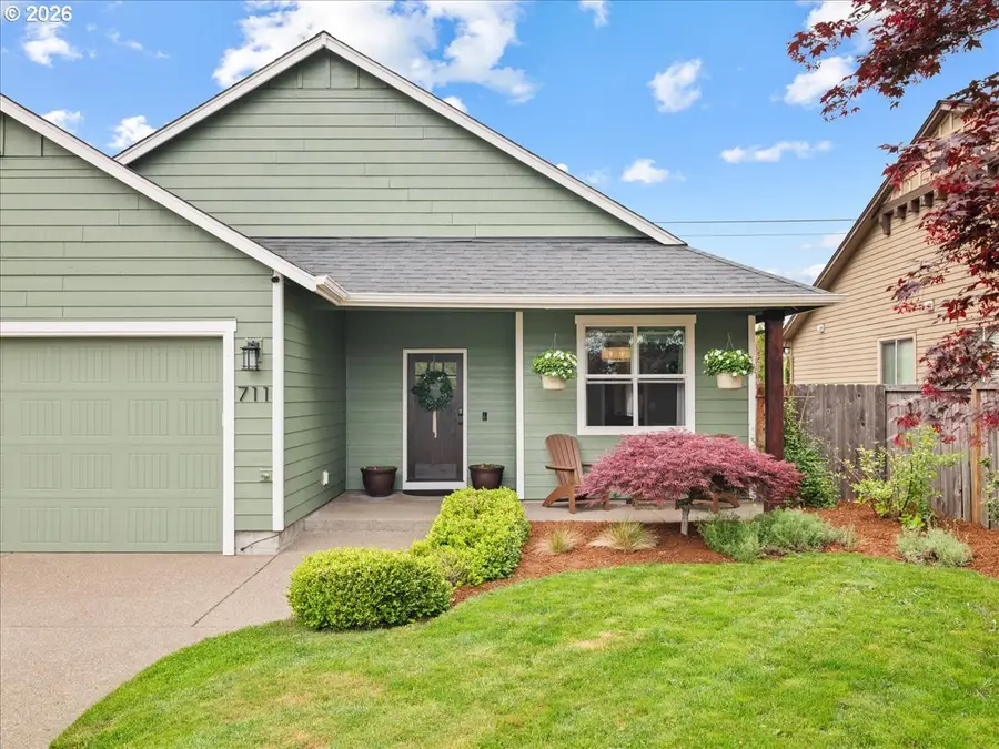 711 Pintail St, Silverton, OR 97381 - #2