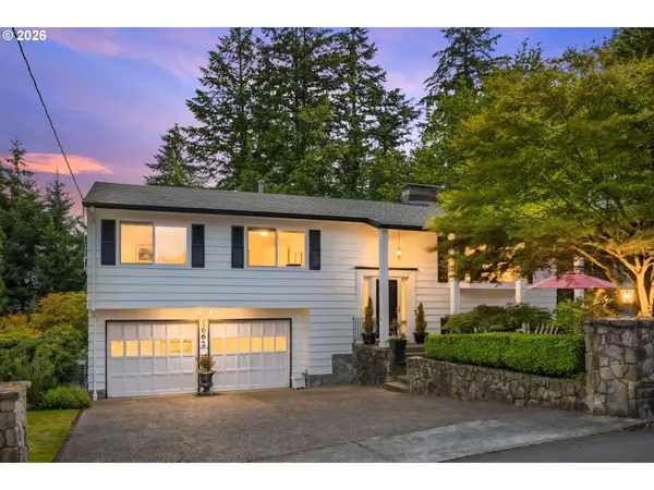 1662 Fircrest Dr, LakeOswego, OR 97034