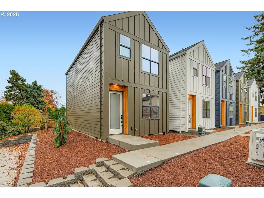 7754 SW Bonita Rd, Tigard, OR 97224 - Image #2