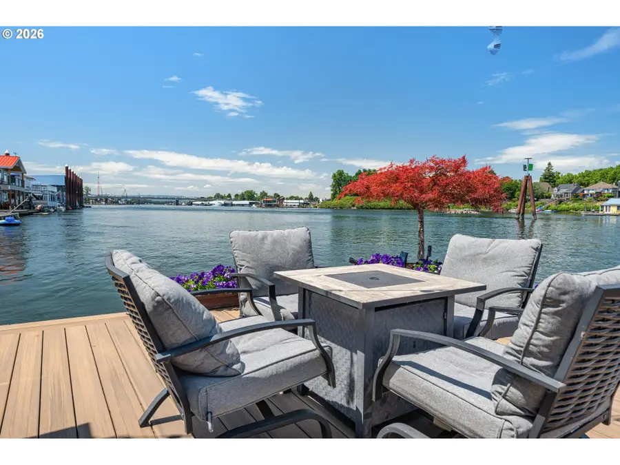 429 N Bridgeton Rd #15, Portland, OR 97217 - #2