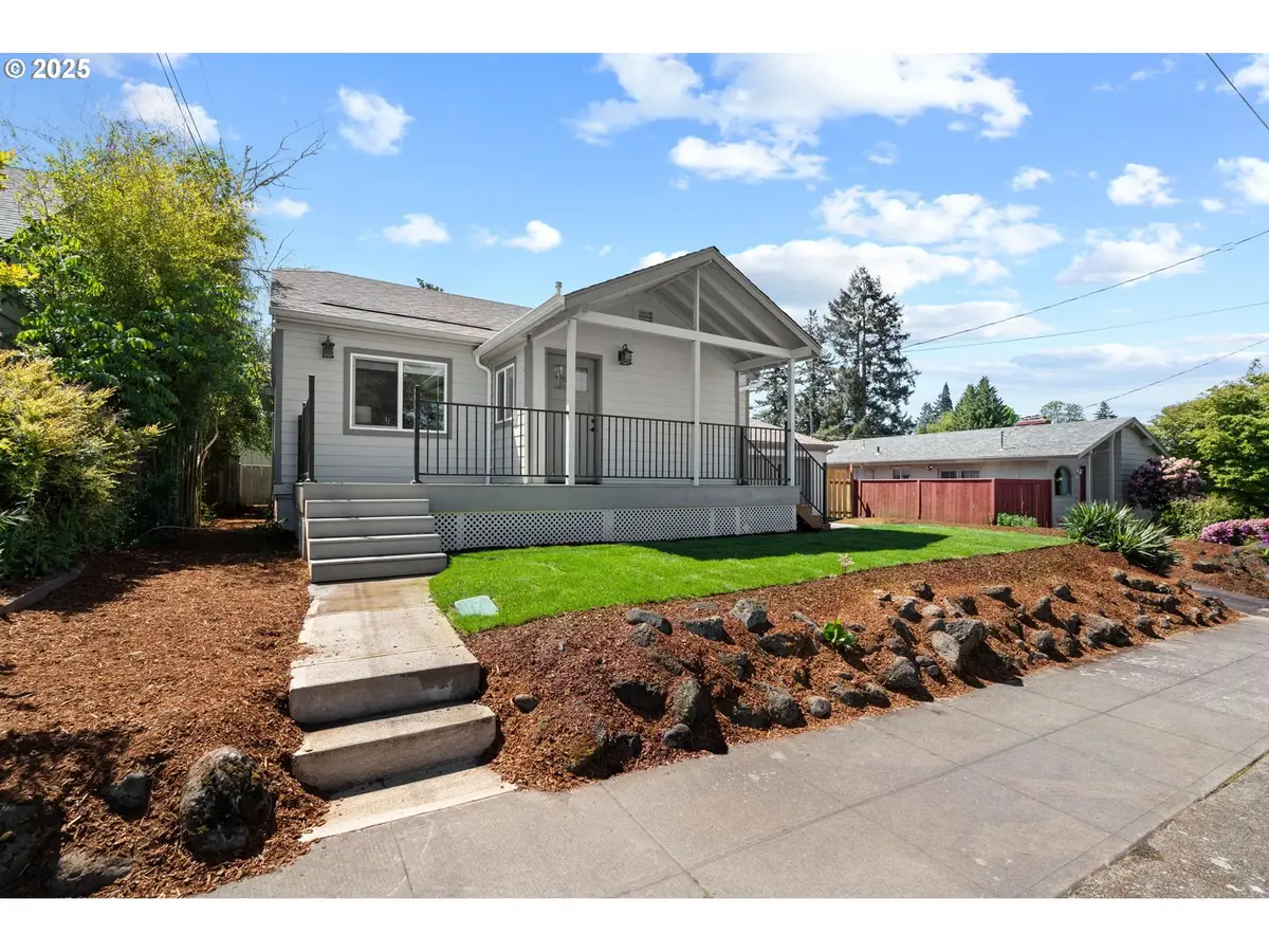5020 SE Bush St, Portland, OR 97206 - Image #1