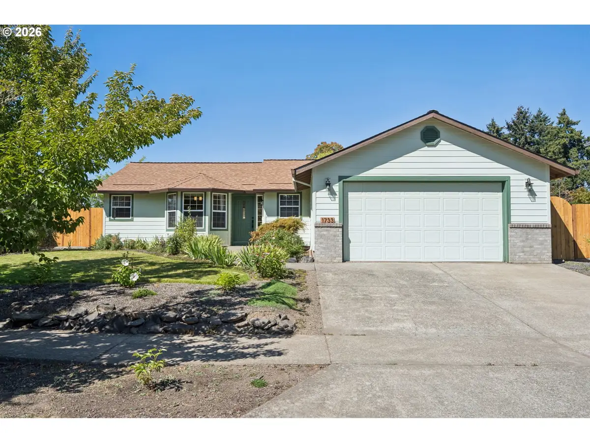 1733 NE Coburn Dr, McMinnville, OR 97128 - #1