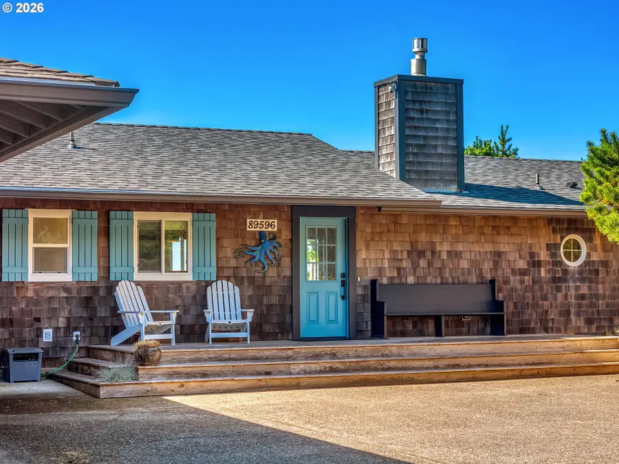 89596 Ocean Dr, Warrenton, OR 97146 - #3