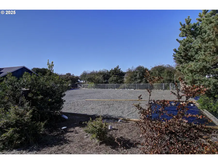 30505 I St, Long Beach North Beach Peninsula, WA 98640 - Image #3