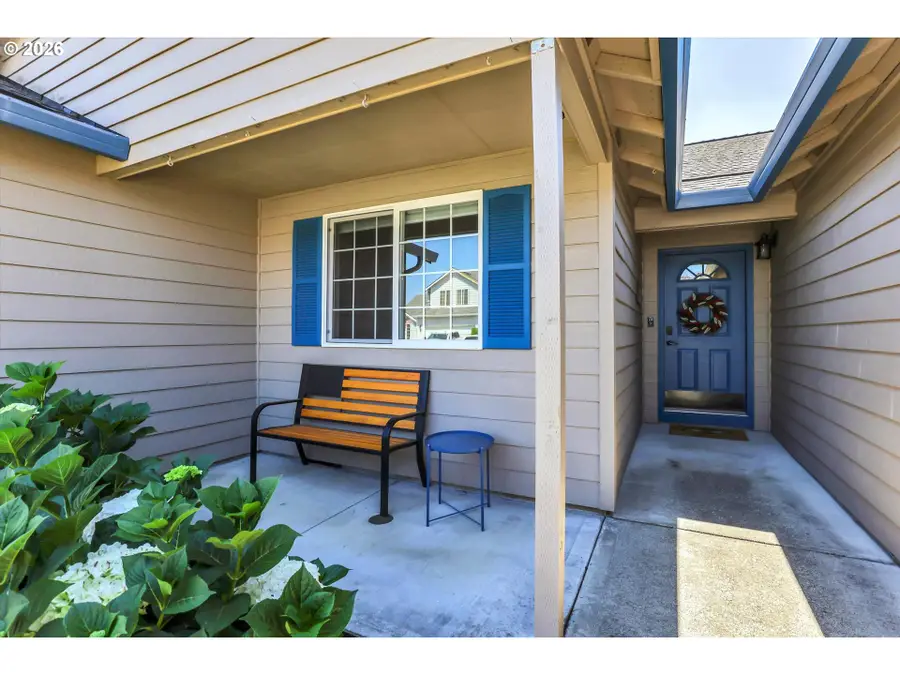206 Hauser Ct, Molalla, OR 97038 - #3