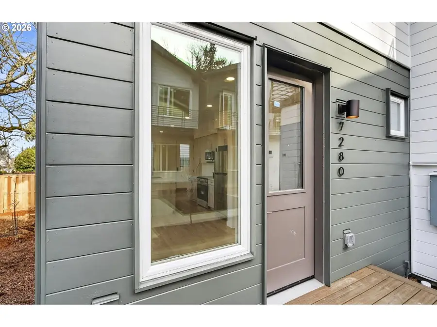 7280 NE Going St #17, Portland, OR 97218 - Image #3