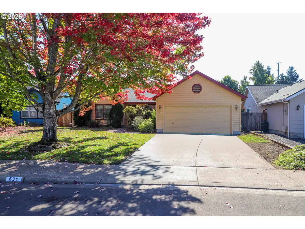 631 Nicholas Dr, Springfield, OR 97477 - #1
