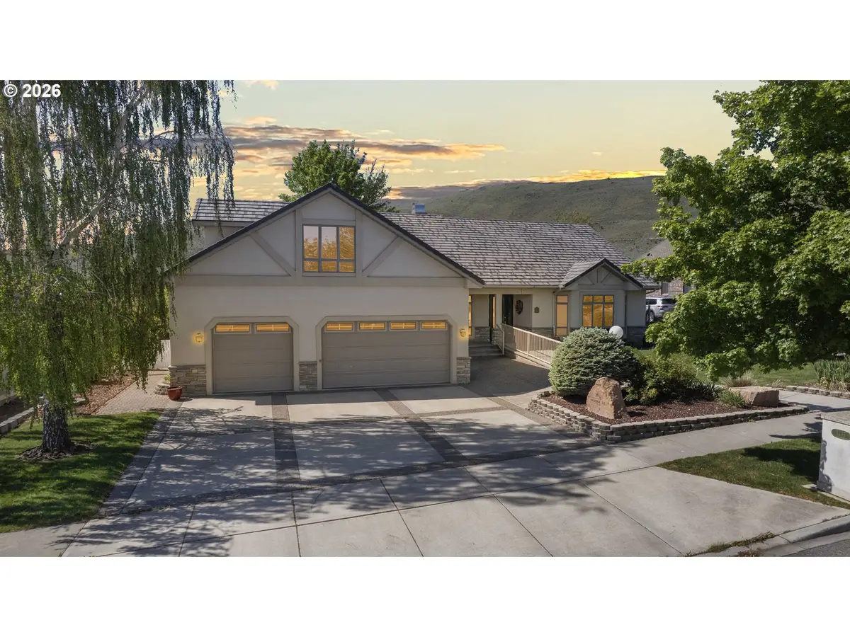 3465 Indiana Ave, Baker City, OR 97814 - #1