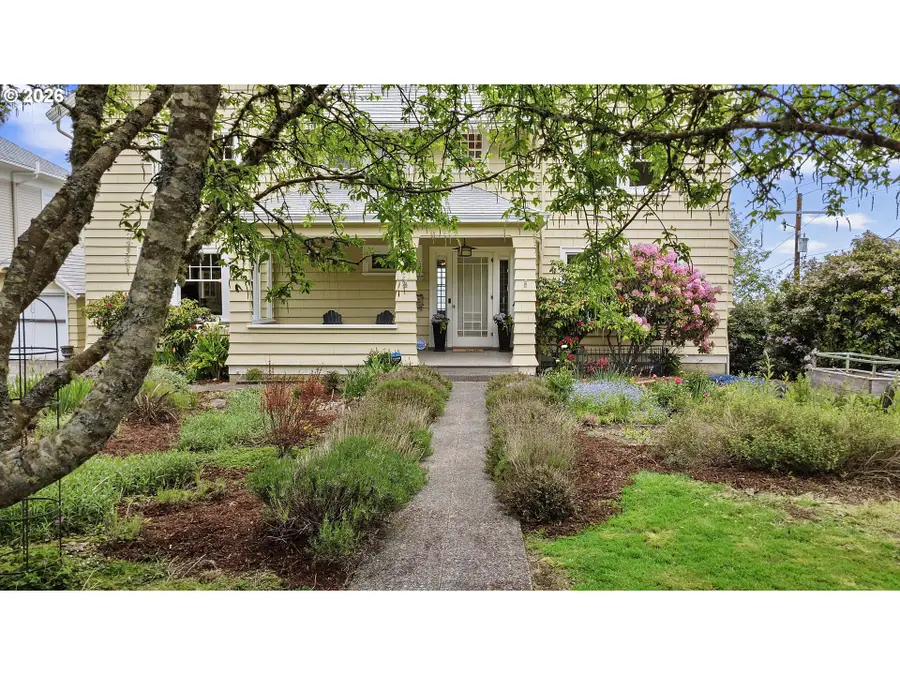 1684 Irving Ave, Astoria, OR 97103 - #2