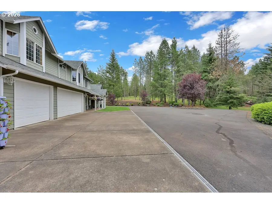 30898 Camas Swale Rd, Creswell, OR 97426 - #3
