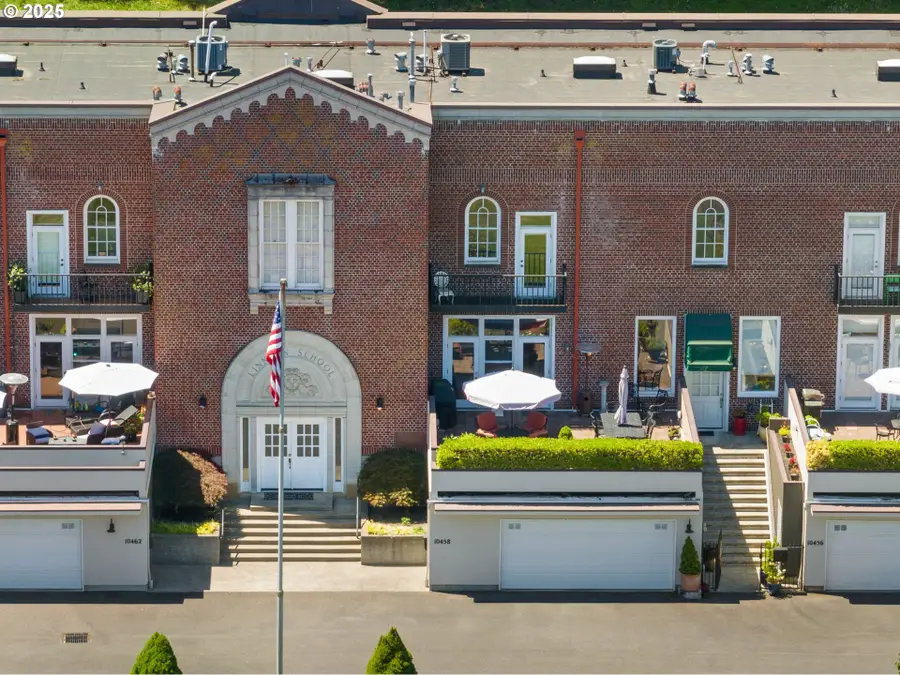 10458 NW 2nd St, Portland, OR 97231 - Image #2