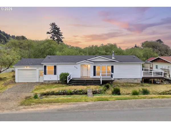 214 S 2nd Ave, RockawayBeach, OR 97136