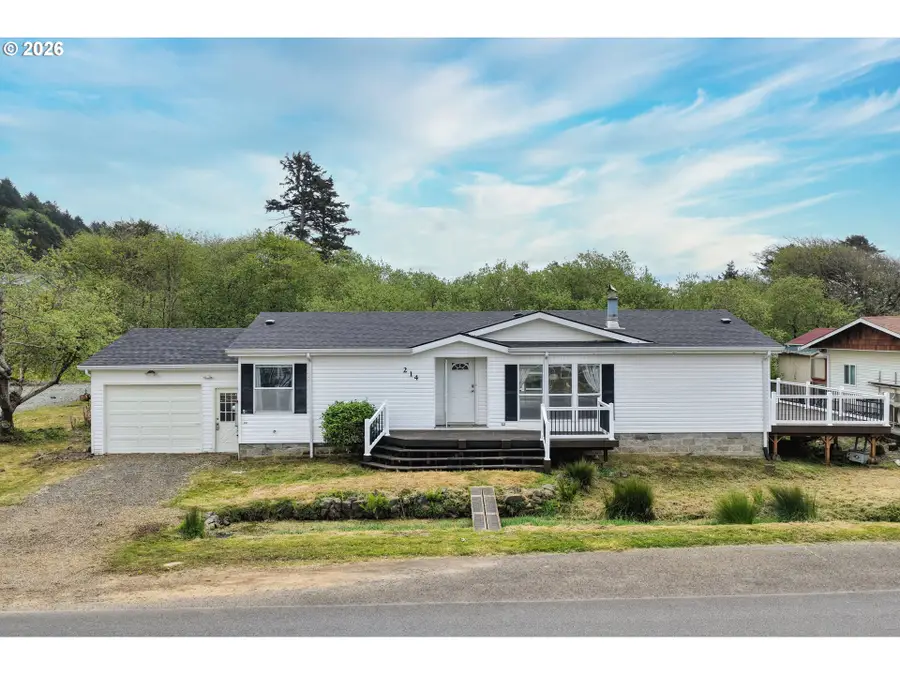 214 S 2nd Ave, Rockaway Beach, OR 97136 - #2