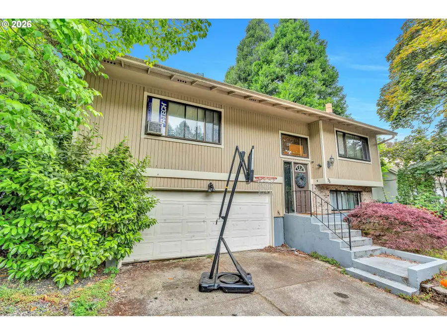 75 SE 205th Pl, Gresham, OR 97030 - #3