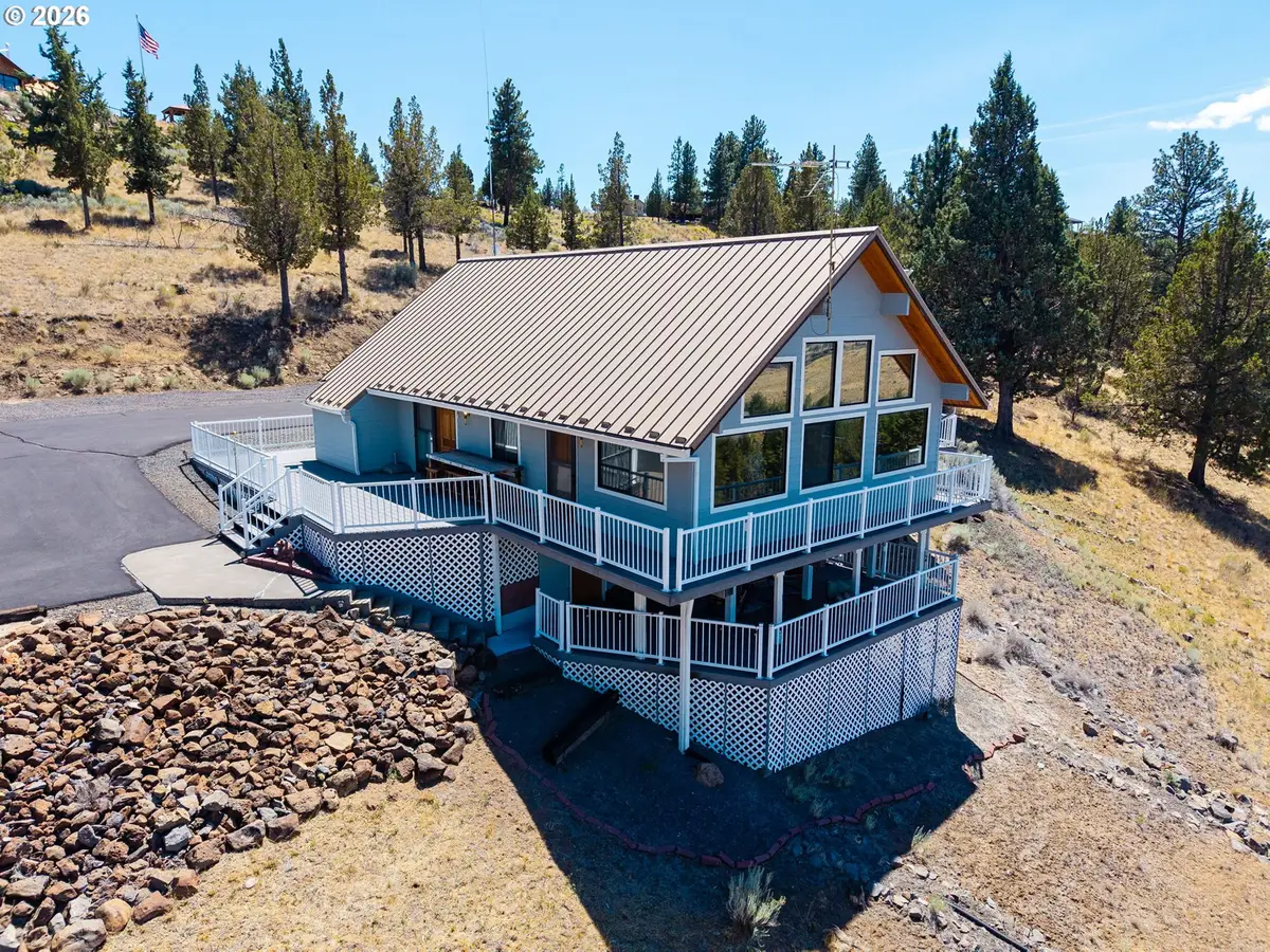 4252 SW Lakeview Dr, Culver, OR 97734 - #1